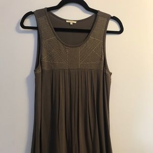 Bordeaux grey and gold tank